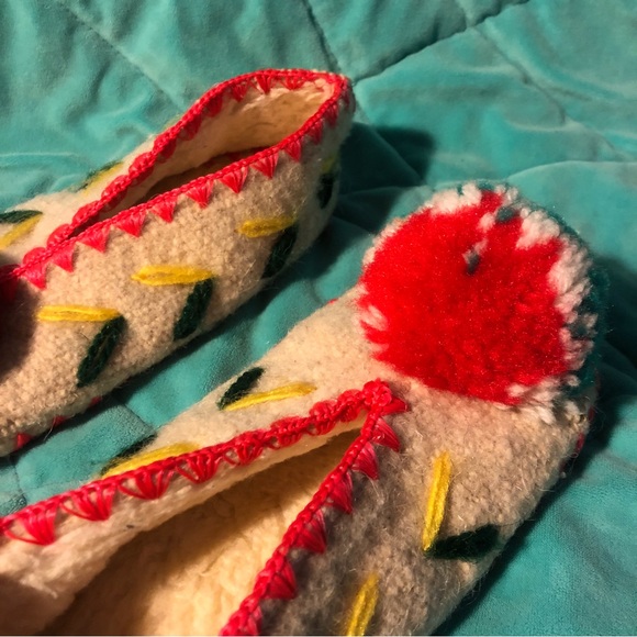 Authentic Handmade Greek Slippers from Greece, size 6 - Picture 6 of 6
